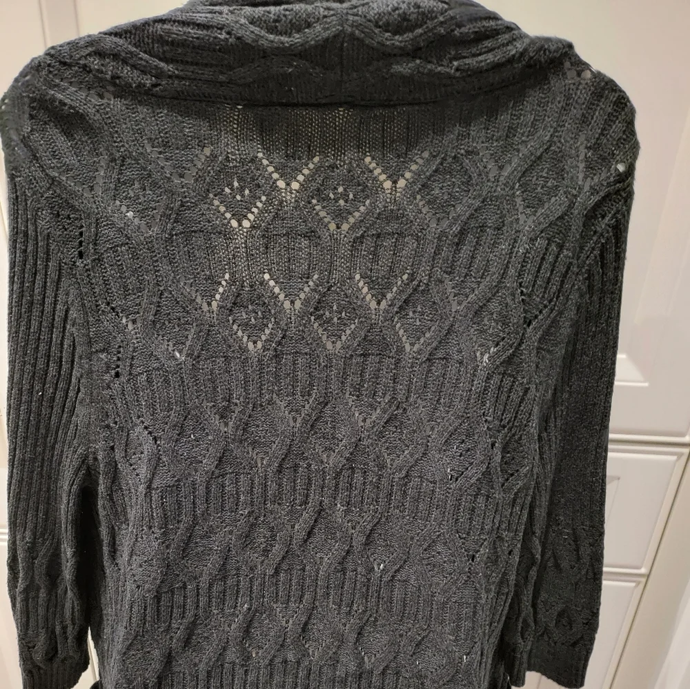 Cardigan - Picture 2 of 3